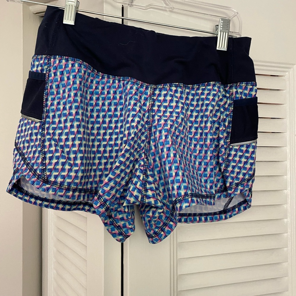 Athleta women’s Vivid Ready Set short size xxs